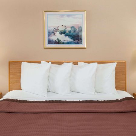 Days Inn By Wyndham Τσάρλεστον Εξωτερικό φωτογραφία